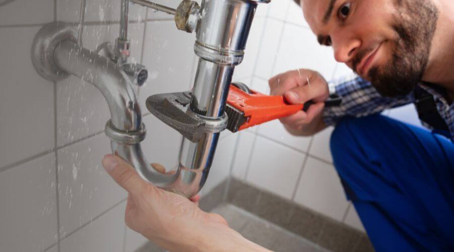 Professional clogged toilet repair services in Bois D Arc, MO